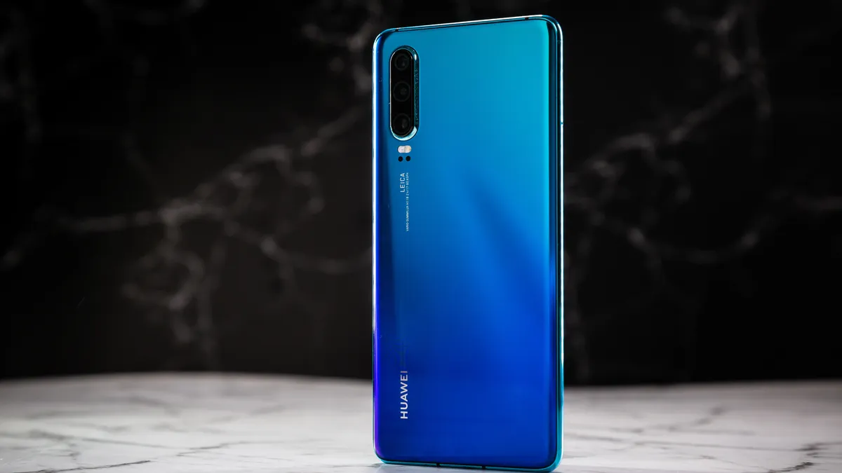 Смартфоны Huawei и Honor: особенности и отличия